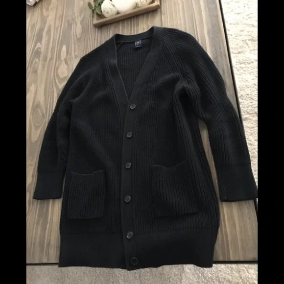 🖤 GAP Black Thick Knit Long Button Cardigan! 🖤 - Picture 4 of 8
